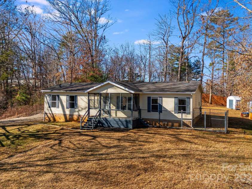 15 Cyrus Lane, Weaverville, NC 28787.  MLS# CAR4333784, YatesRealty ID 15947. 