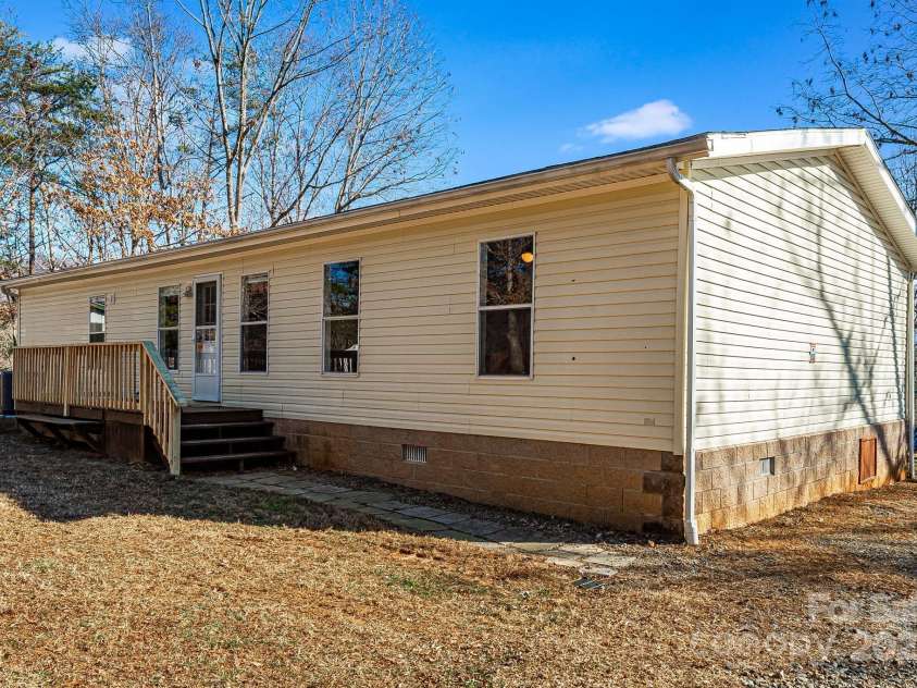 15 Cyrus Lane, Weaverville, NC 28787.  MLS# CAR4333784, YatesRealty ID 15947. 