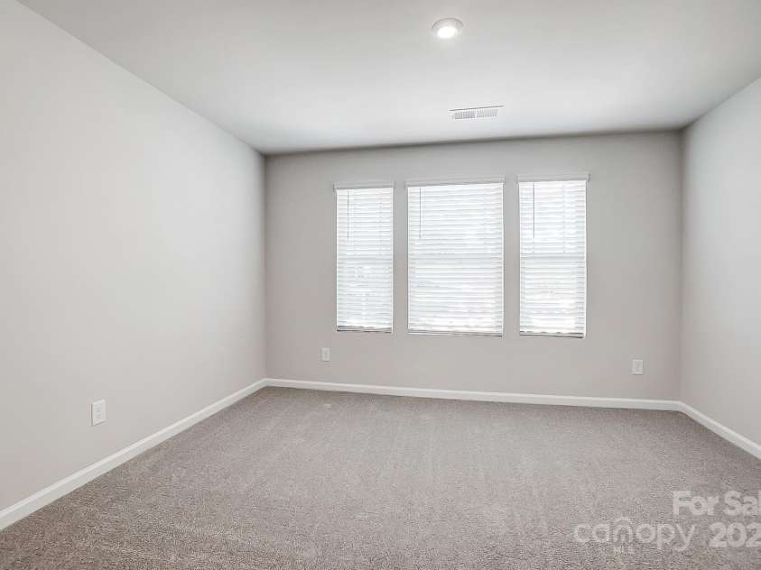 3030 Big Bend Drive, Kannapolis, NC 28025.  MLS# CAR4265233, YatesRealty ID 15948. Similar to Subject Property