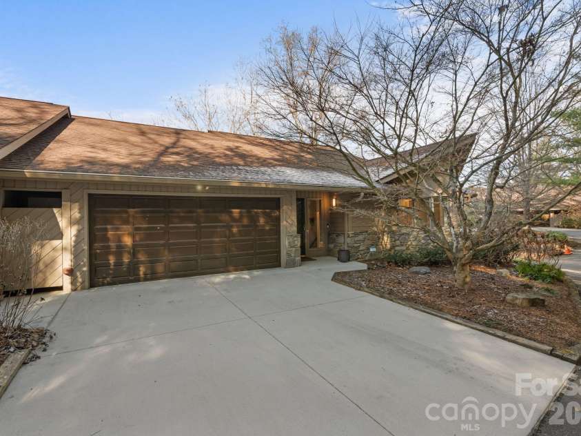 3302 Timber Trail, Asheville, NC 28804.  MLS# CAR4333678, YatesRealty ID 15948. Ample parking in the driveway as well.