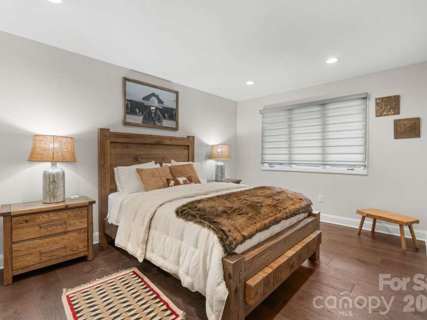 3302 Timber Trail, Asheville, NC 28804.  MLS# CAR4333678, YatesRealty ID 15948. Lower level third bedroom. All rooms have zebra blinds