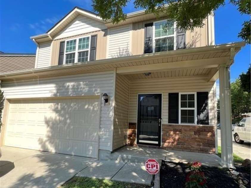 14331 Evening Flight Lane, Charlotte, NC 28262.  MLS# CAR4227414, YatesRealty ID 1595. 