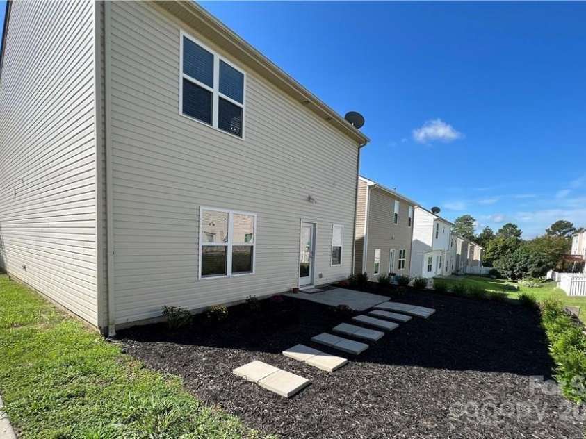 14331 Evening Flight Lane, Charlotte, NC 28262.  MLS# CAR4227414, YatesRealty ID 1595. 