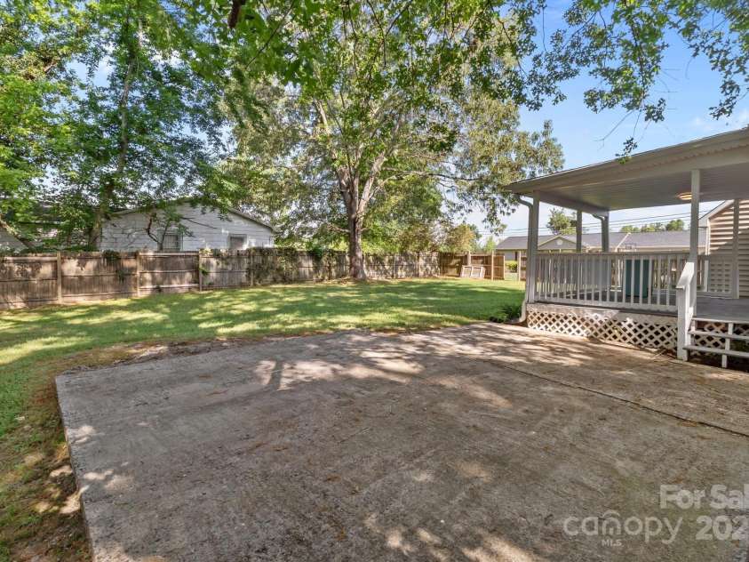 319 Central Avenue, Locust, NC 28097.  MLS# CAR4253319, YatesRealty ID 1595. 