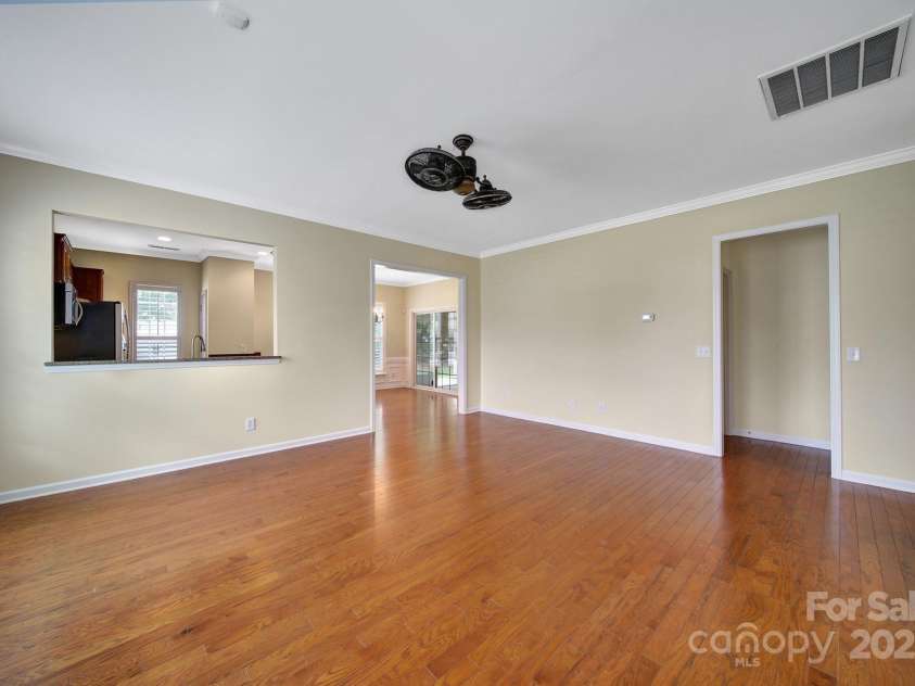 9020 Smokey Hill Lane, Fort Mill, SC 29707.  MLS# CAR4264813, YatesRealty ID 15950. 
