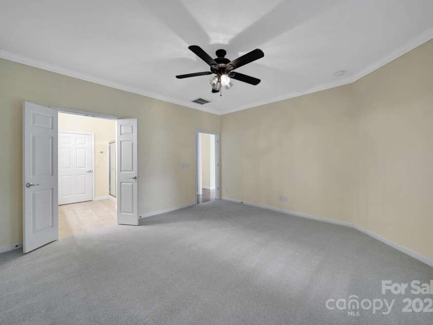 9020 Smokey Hill Lane, Fort Mill, SC 29707.  MLS# CAR4264813, YatesRealty ID 15950. 