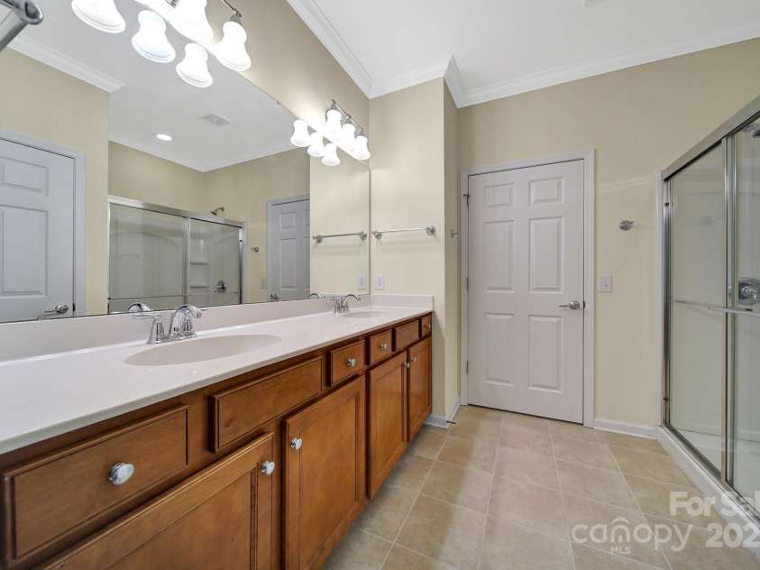 9020 Smokey Hill Lane, Fort Mill, SC 29707.  MLS# CAR4264813, YatesRealty ID 15950. 
