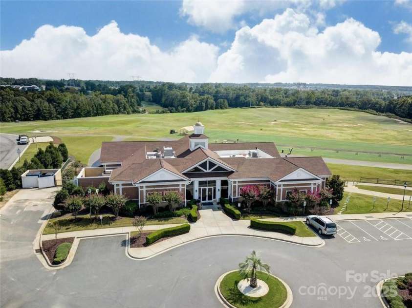 9020 Smokey Hill Lane, Fort Mill, SC 29707.  MLS# CAR4264813, YatesRealty ID 15950. 