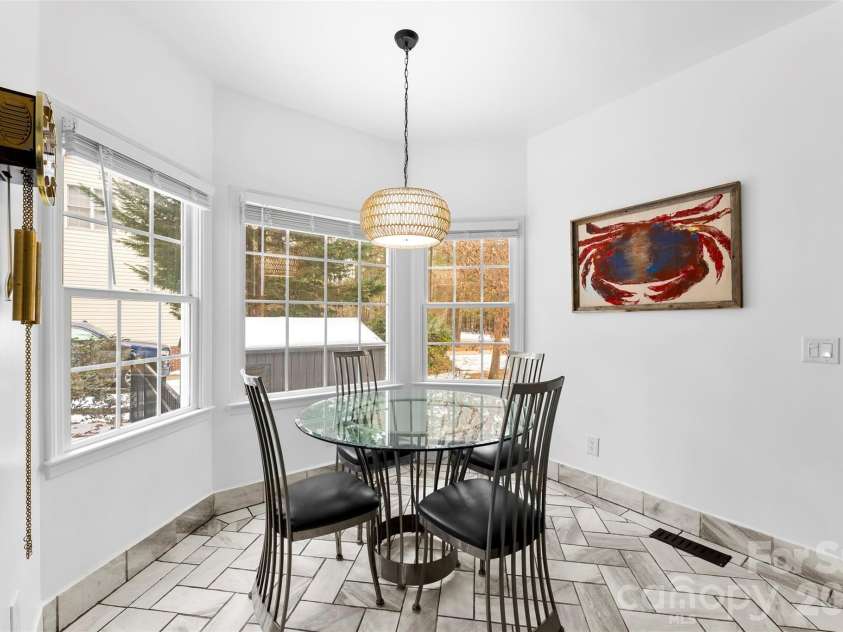 7901 McConnell Road, Denver, NC 28037.  MLS# CAR4342514, YatesRealty ID 15952. 