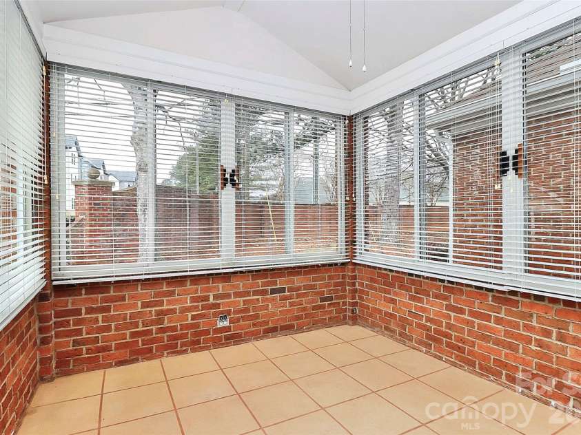 8684 Windsor Ridge Drive, Charlotte, NC 28277.  MLS# CAR4342954, YatesRealty ID 15954. 