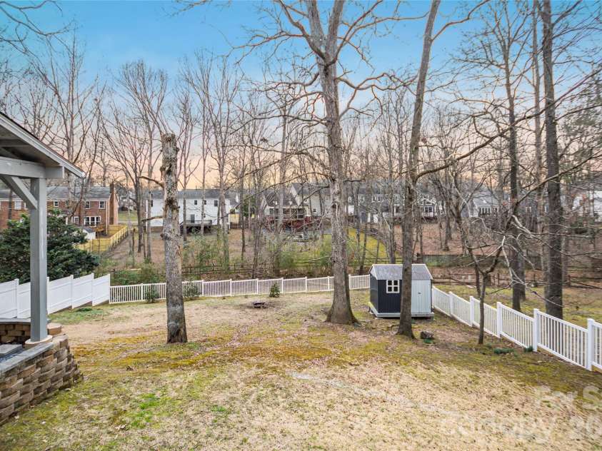 2316 Wineberry Court, Matthews, NC 28105.  MLS# CAR4346010, YatesRealty ID 15955. 