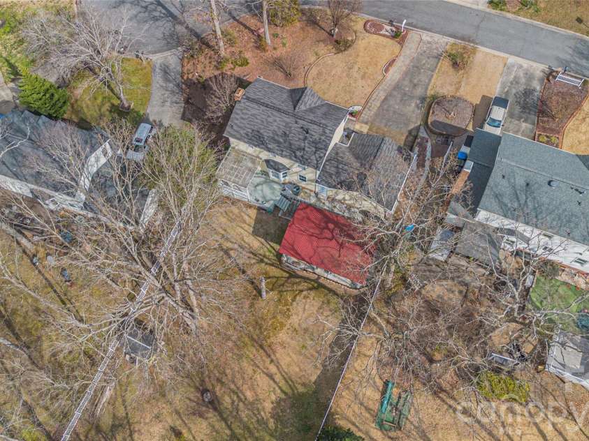 2316 Wineberry Court, Matthews, NC 28105.  MLS# CAR4346010, YatesRealty ID 15955. 