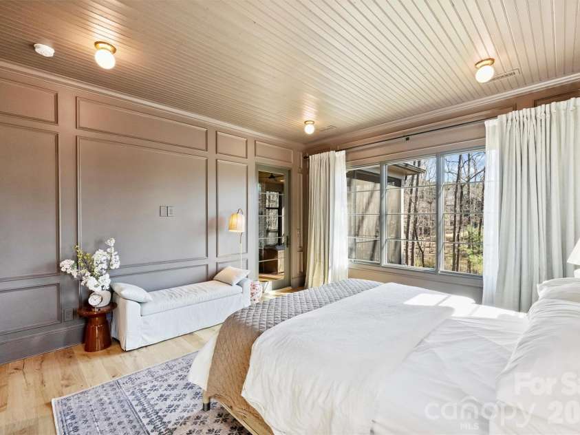 1521 Reflection Pointe Boulevard, Belmont, NC 28012.  MLS# CAR4346556, YatesRealty ID 15956. Primary on Main with deck access