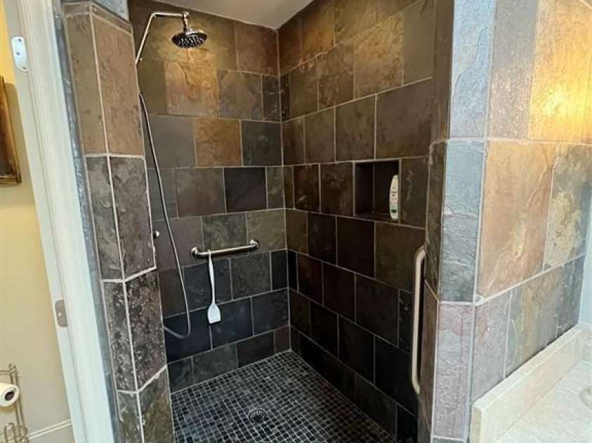 2902 Timber Trails Trail, Asheville, NC 28804.  MLS# CAR4260445, YatesRealty ID 15956. 