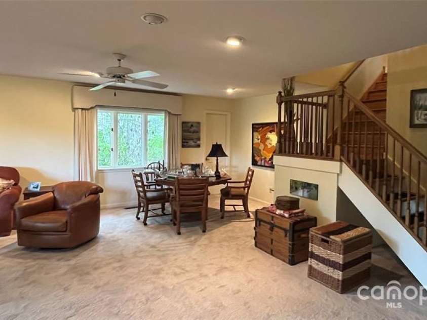 2902 Timber Trails Trail, Asheville, NC 28804.  MLS# CAR4260445, YatesRealty ID 15956. 