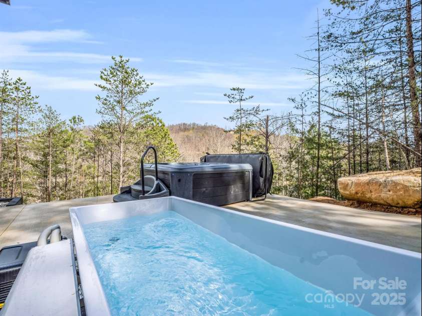 138 Waters Edge Court, Lake Lure, NC 28746.  MLS# CAR4251581, YatesRealty ID 15957. 