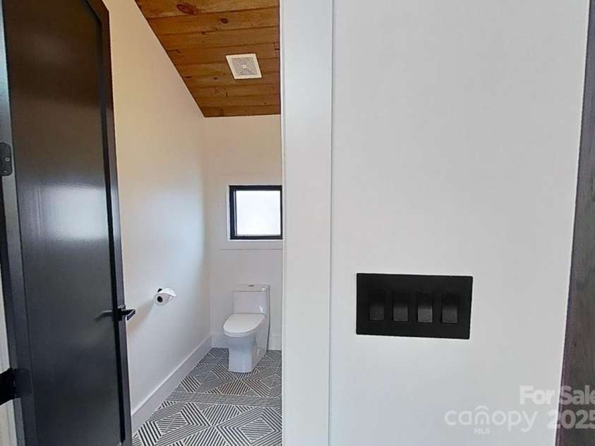 138 Waters Edge Court, Lake Lure, NC 28746.  MLS# CAR4251581, YatesRealty ID 15957. 