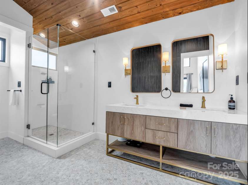 138 Waters Edge Court, Lake Lure, NC 28746.  MLS# CAR4251581, YatesRealty ID 15957. 