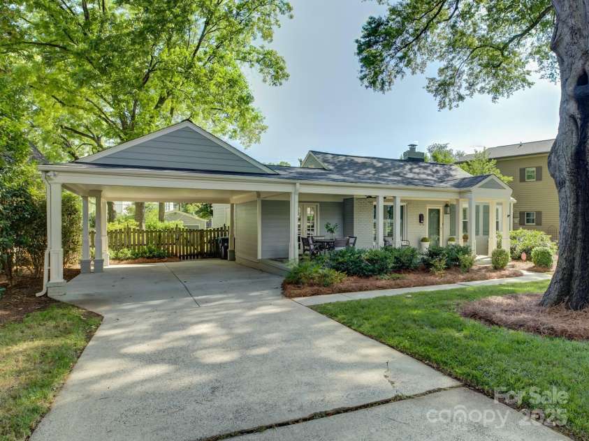 1069 Sedgefield Road, Charlotte, NC 28209.  MLS# CAR4256096, YatesRealty ID 15958. 