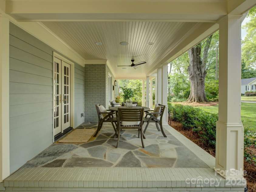 1069 Sedgefield Road, Charlotte, NC 28209.  MLS# CAR4256096, YatesRealty ID 15958. 