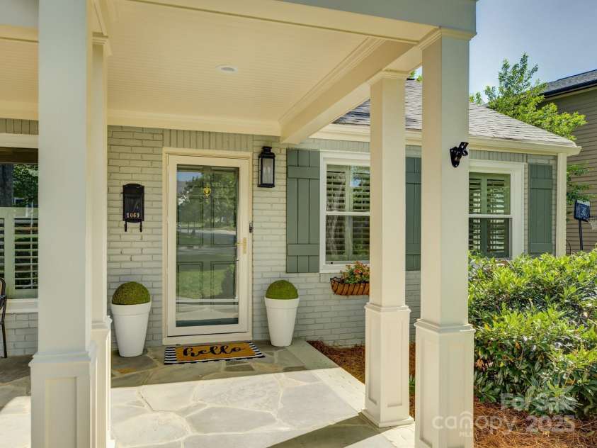 1069 Sedgefield Road, Charlotte, NC 28209.  MLS# CAR4256096, YatesRealty ID 15958. 