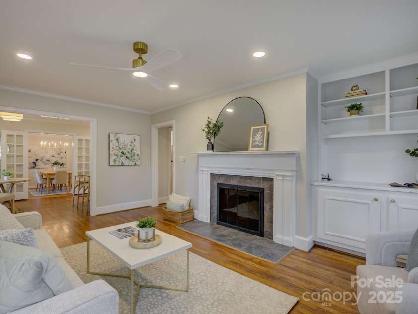 1069 Sedgefield Road, Charlotte, NC 28209.  MLS# CAR4256096, YatesRealty ID 15958. 