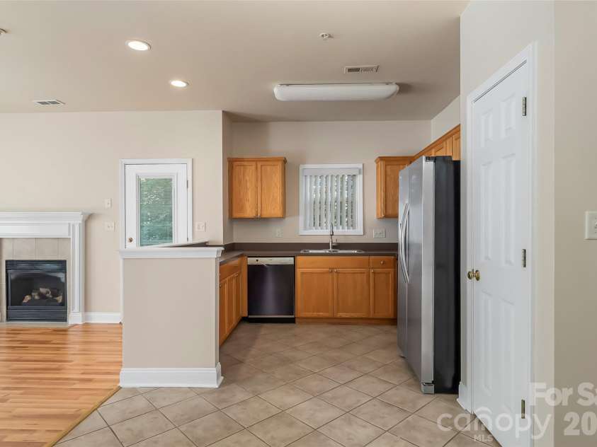 1360 21st Avenue, Hickory, NC 28601.  MLS# CAR4422897, YatesRealty ID 15959. 