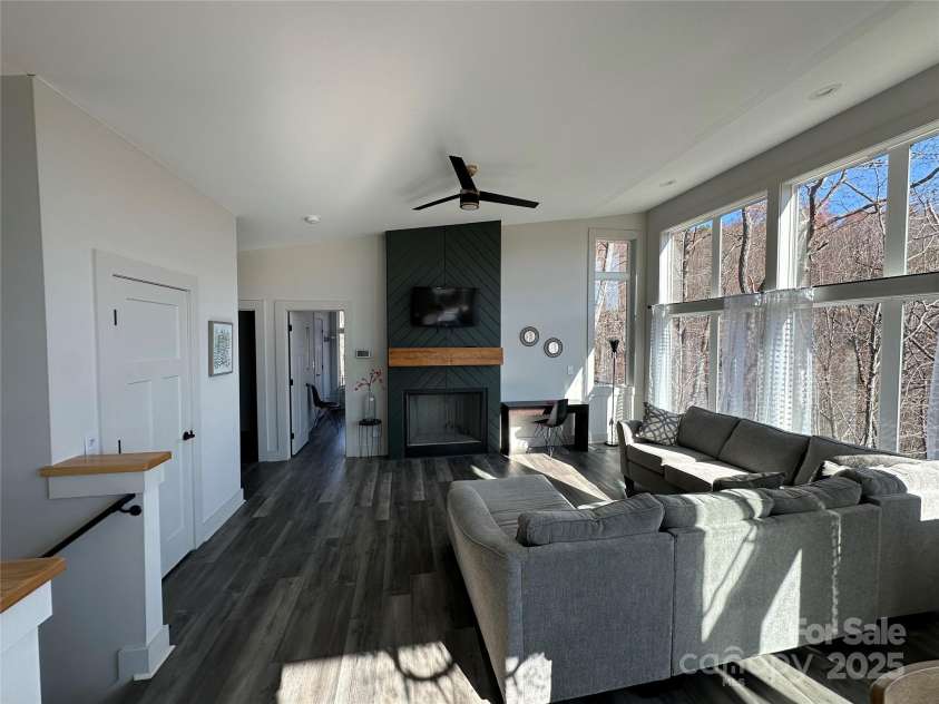 3149 Winter Hawk Lane, Lenoir, NC 28645.  MLS# CAR4255973, YatesRealty ID 15959. 