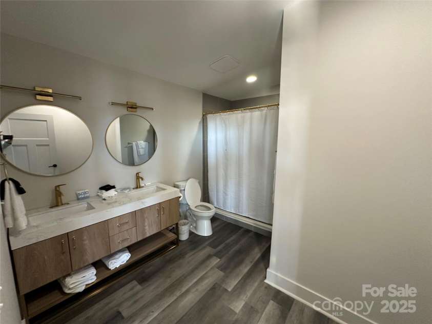 3149 Winter Hawk Lane, Lenoir, NC 28645.  MLS# CAR4255973, YatesRealty ID 15959. 