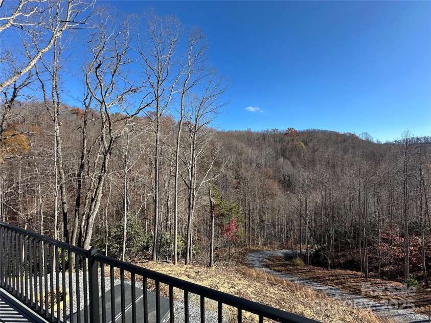 3149 Winter Hawk Lane, Lenoir, NC 28645.  MLS# CAR4255973, YatesRealty ID 15959. 