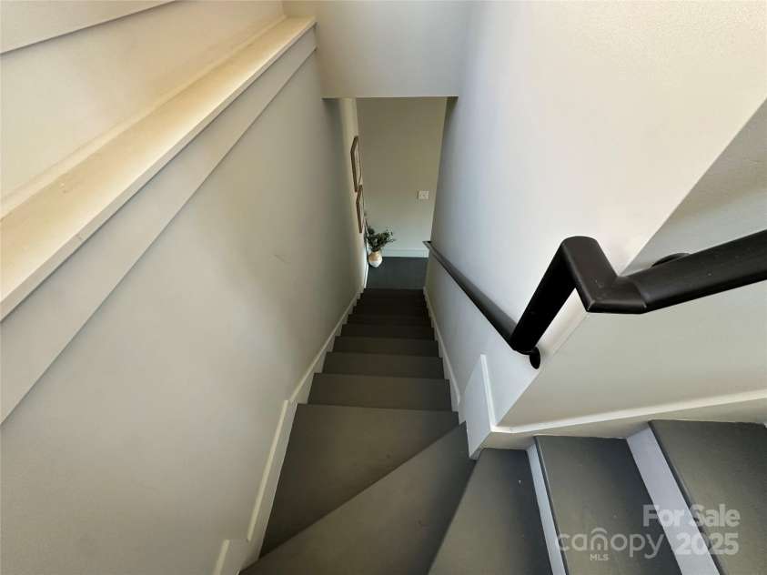 3149 Winter Hawk Lane, Lenoir, NC 28645.  MLS# CAR4255973, YatesRealty ID 15959. 