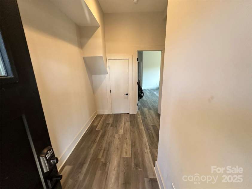 3149 Winter Hawk Lane, Lenoir, NC 28645.  MLS# CAR4255973, YatesRealty ID 15959. 