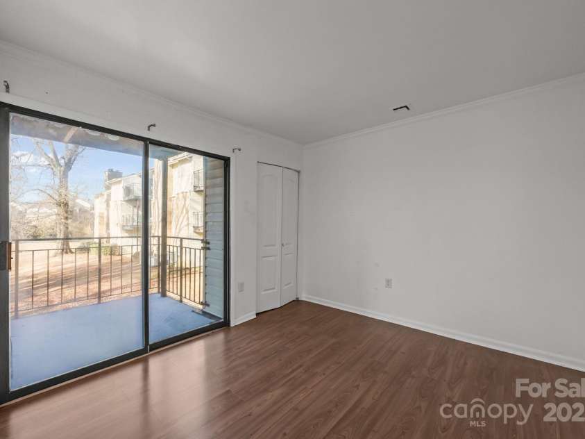 4902 Spring Lake Drive, Charlotte, NC 28212.  MLS# CAR4281249, YatesRealty ID 1596. 