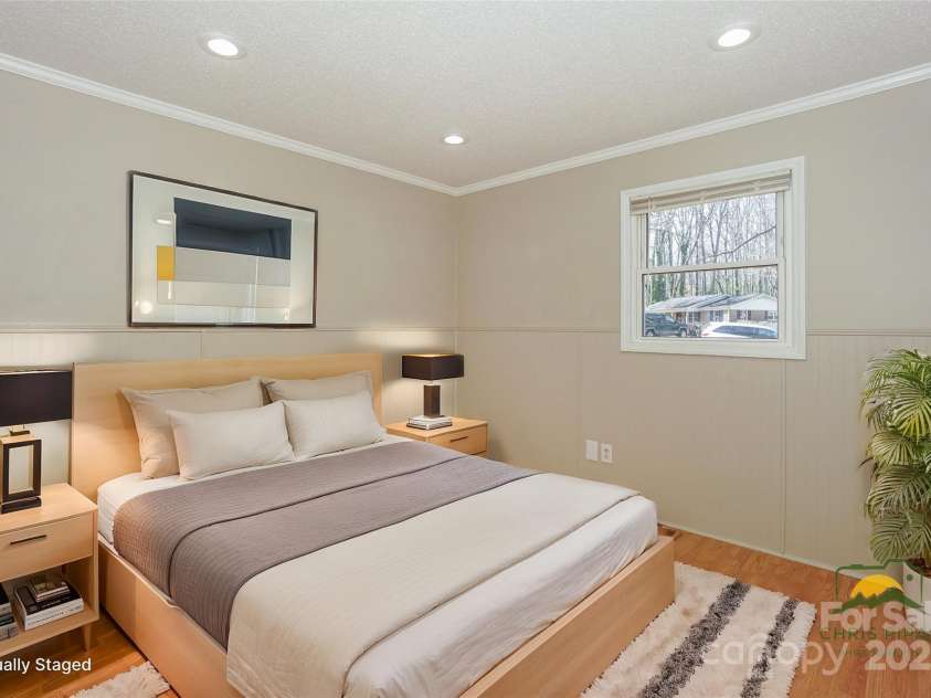 170 Woodcrest Road, Mooresville, NC 28115.  MLS# CAR4219119, YatesRealty ID 15960. Virtually Staged
