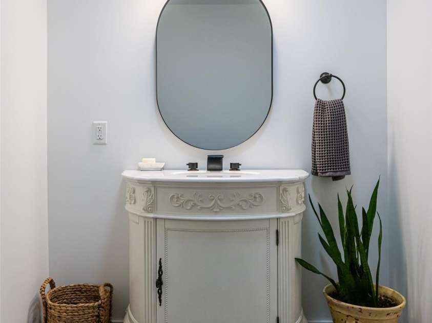 508 Avery Creek Road, Arden, NC 28704.  MLS# CAR4355626, YatesRealty ID 15960. Half Bath for guests