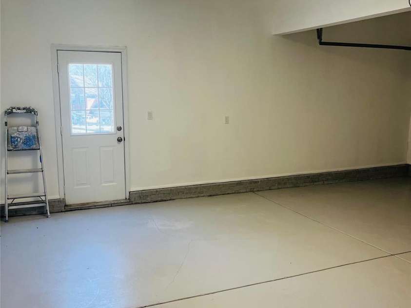 4630 Appley Mead Lane, Charlotte, NC 28269.  MLS# CAR4357436, YatesRealty ID 15961. 