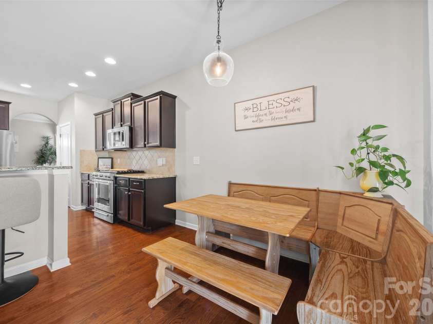 130 Bay Laurel Drive, Mooresville, NC 28115.  MLS# CAR4356515, YatesRealty ID 15962. 