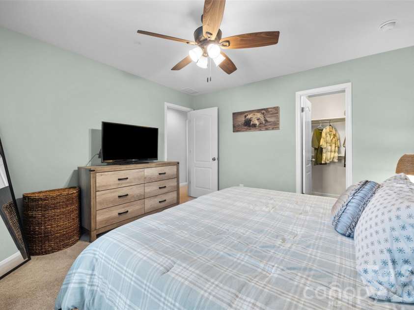 130 Bay Laurel Drive, Mooresville, NC 28115.  MLS# CAR4356515, YatesRealty ID 15962. 