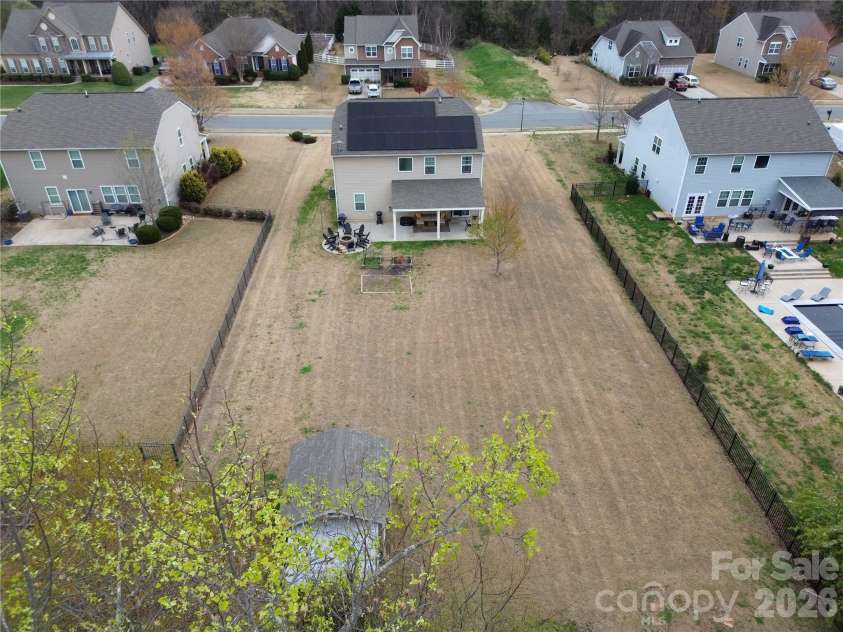 130 Bay Laurel Drive, Mooresville, NC 28115.  MLS# CAR4356515, YatesRealty ID 15962. 