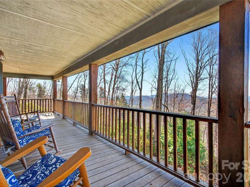 163 Walter Circle, Spruce Pine, NC 28777.  MLS# CAR4354175, YatesRealty ID 15964. 