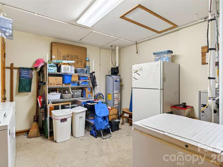163 Walter Circle, Spruce Pine, NC 28777.  MLS# CAR4354175, YatesRealty ID 15964. Laundry Room