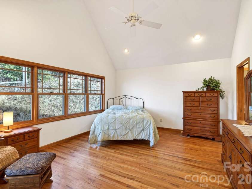 163 Walter Circle, Spruce Pine, NC 28777.  MLS# CAR4354175, YatesRealty ID 15964. Main Floor Bedroom