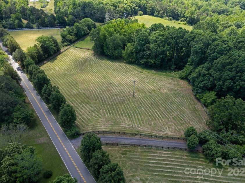 21121 Shearer Road, Davidson, NC 28036.  MLS# CAR4257343, YatesRealty ID 15964. 