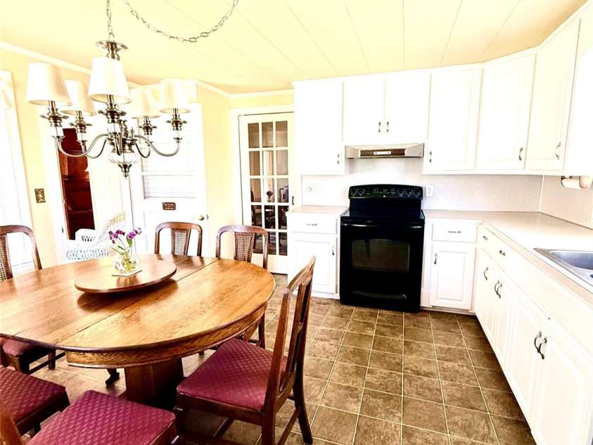 1005 Main Street, Oakboro, NC 28129.  MLS# CAR4357872, YatesRealty ID 15965. 