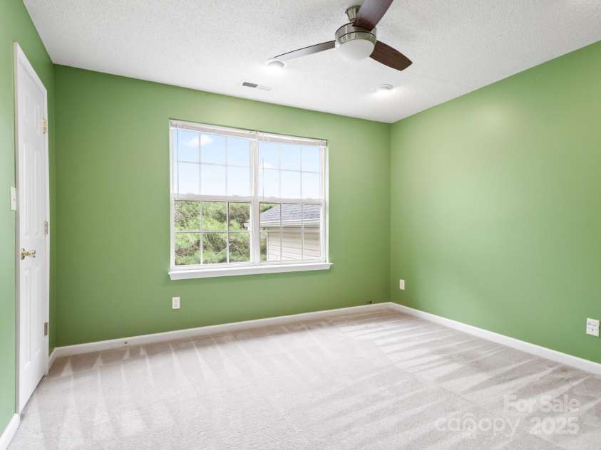 106 Thistle Tree Way, Weaverville, NC 28787.  MLS# CAR4248602, YatesRealty ID 15965. 1st Guest Room