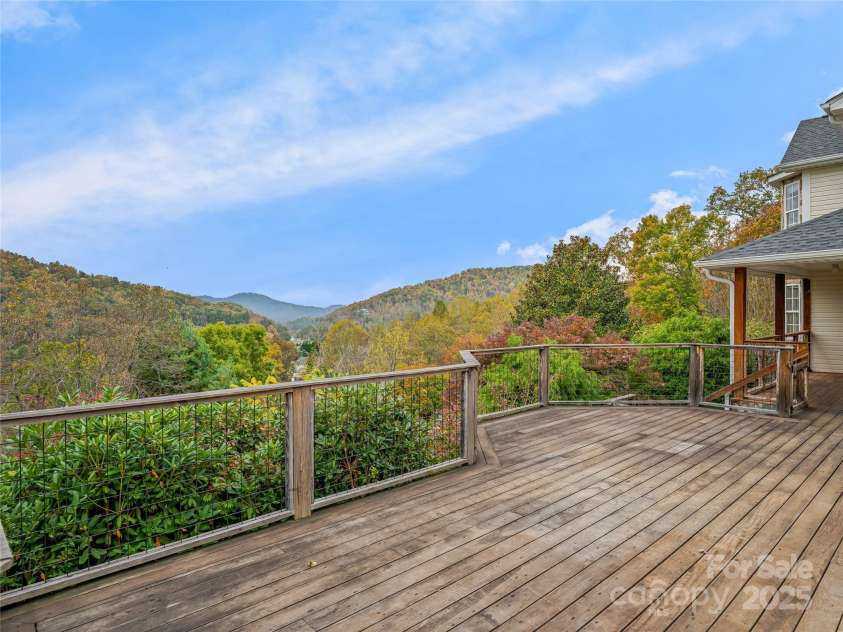 106 Thistle Tree Way, Weaverville, NC 28787.  MLS# CAR4315320, YatesRealty ID 15965. Spacious Deck built with Ipe to take advantage of the incredible views