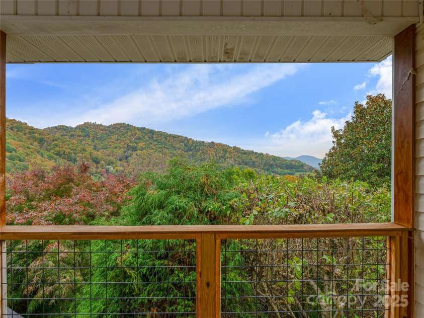 106 Thistle Tree Way, Weaverville, NC 28787.  MLS# CAR4315320, YatesRealty ID 15965. View from front door