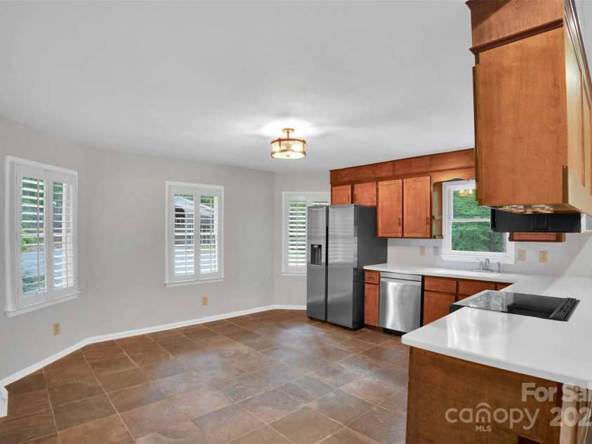 3000 Low Gap Road, Waxhaw, NC 28173.  MLS# CAR4259404, YatesRealty ID 15966. 