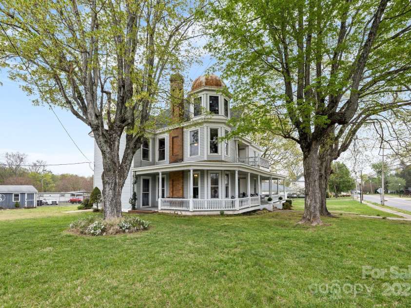 101 Main Street, Cleveland, NC 27013.  MLS# CAR4240992, YatesRealty ID 15968. 