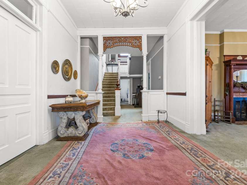 101 Main Street, Cleveland, NC 27013.  MLS# CAR4240992, YatesRealty ID 15968. 